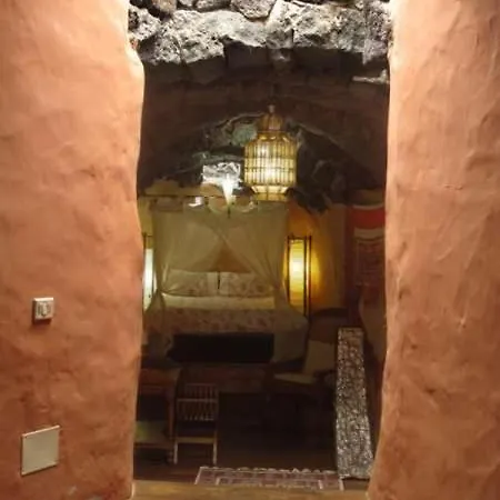 Sleeps 2 Pool Wifi Appartamento